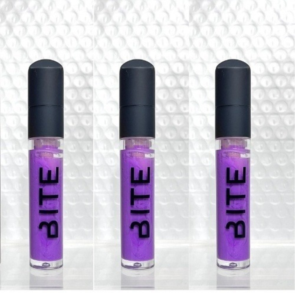 3x Bite Beauty yaysayer plumping lip gloss In Lavender Cookie -‎ 0.17 Oz New